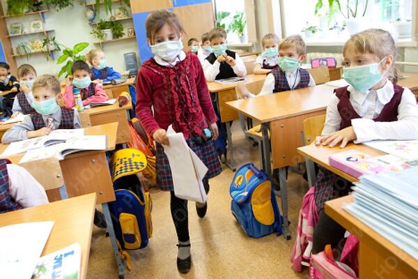 Flu prevention at school - Sputnik International