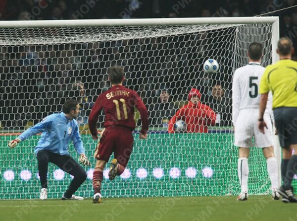 Best moments of Russia vs. Slovenia World Cup 2010 playoff match - Sputnik International