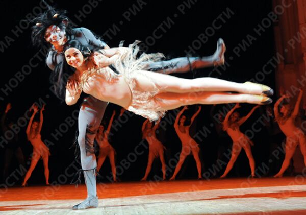 The Igor Moiseyev Dance Company performing the Night on Bald Mountain ballet based on Nikolai Gogol’s works  - Sputnik International