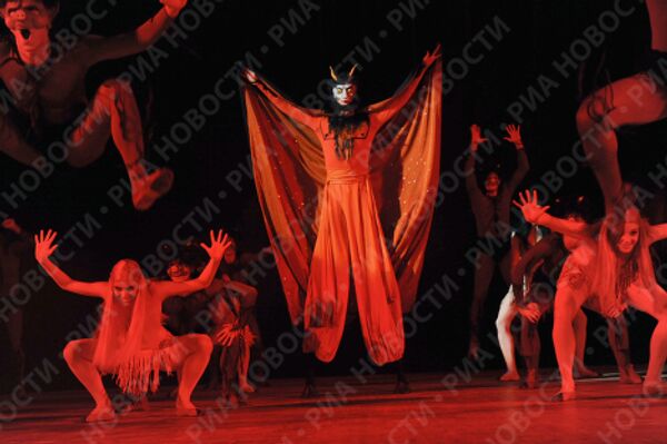 The Igor Moiseyev Dance Company performing the Night on Bald Mountain ballet based on Nikolai Gogol’s works - Sputnik International