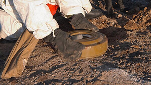 Mines found next to rail track in south Russia - Sputnik International
