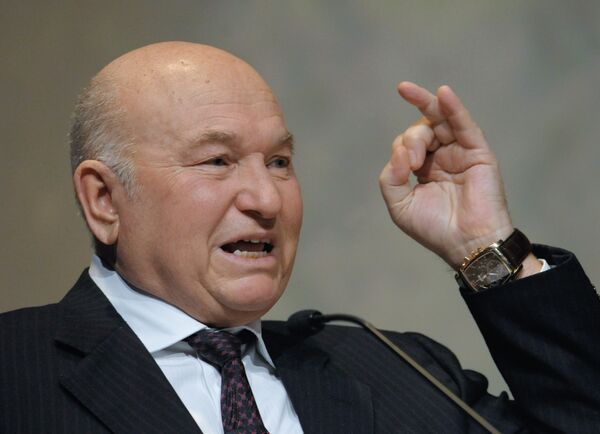 Luzhkov - Sputnik International