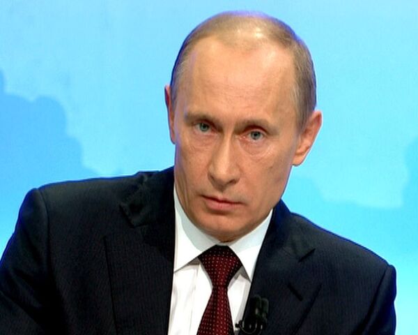 Putin prioritizes weapons procurement for Russian army - Sputnik International