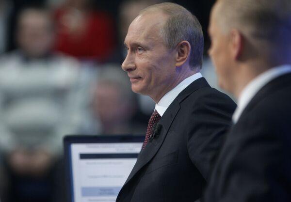 Putin says no plans to quit politics, will decide on 2012 polls - Sputnik International