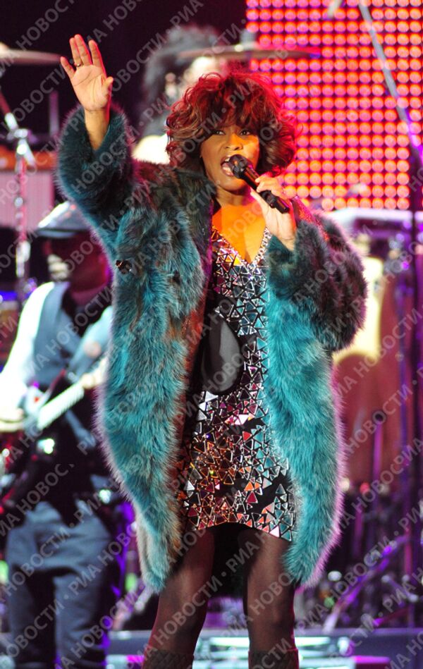 Diva Whitney Houston performs in Moscow - Sputnik International