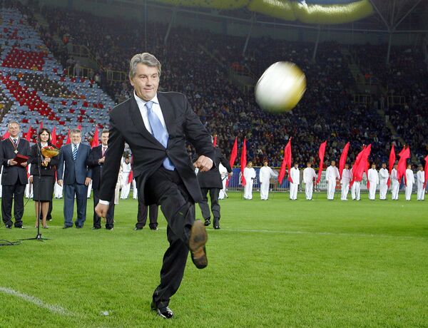 President Viktor Yushchenko of Ukraine at the opening of a sport arena in Dnepropetrovsk - Sputnik International