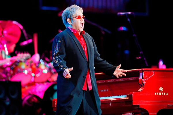 Out of the Closet has become an amazing fundraising opportunity for the Elton John AIDS Foundation. We always get a fantastic response from the public - Sputnik International