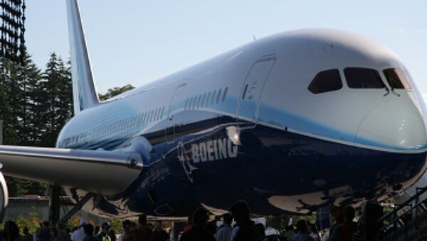Boeing 787 Dreamliner's maiden flight lasts three hours - Sputnik International