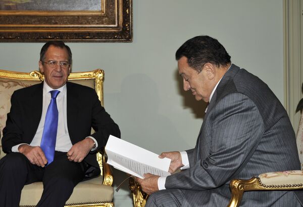 Foreign Minister Sergei Lavrov and Egyptian President Hosni Mubarak (February,2009) - Sputnik International