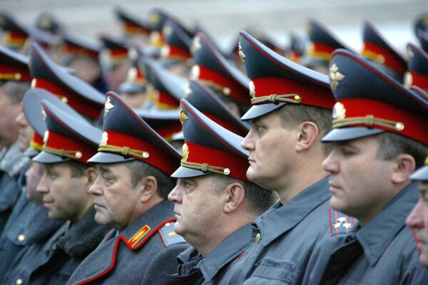 Russian policemen - Sputnik International