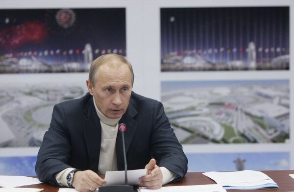  Putin tops Russian elite rating, Medvedev gets runner-up - poll  - Sputnik International