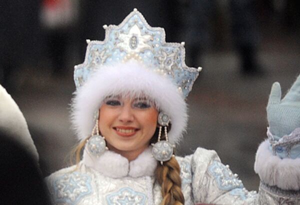 Only Russia’s Father Frost has a companion called Snow Maiden   - Sputnik International