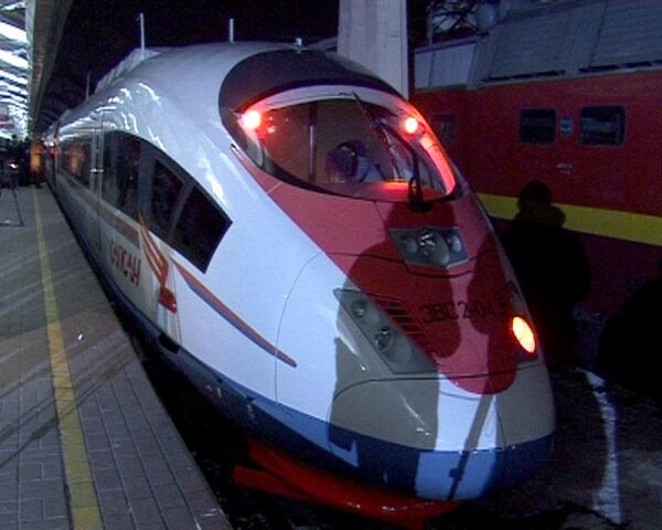 Russia's fastest train, Sapsan - Sputnik International
