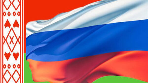 Belarusian and Russian flags - Sputnik International
