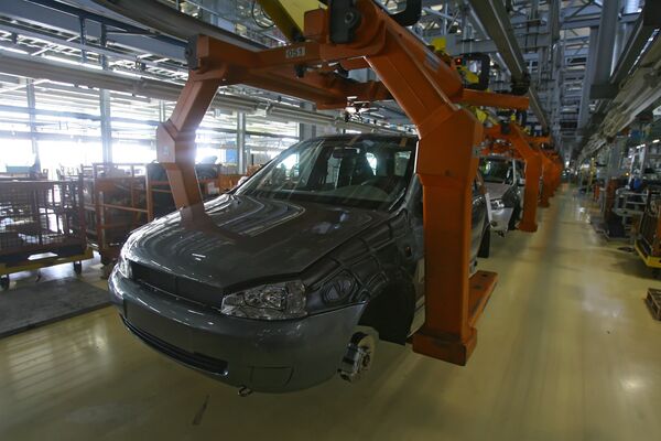 Car sales in Russia halved in 2009 to 4-year low  - Sputnik International