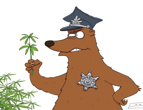 Urals businessman fined for selling silver pot pendant - Sputnik International