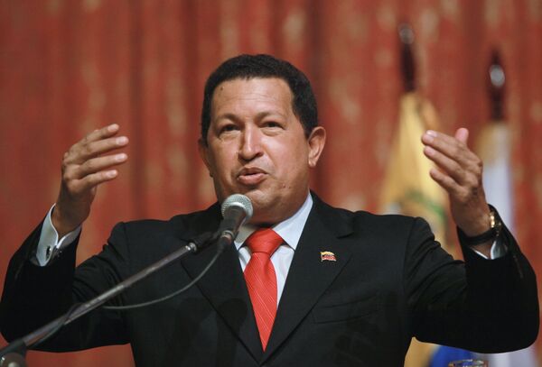 Президент Венесуэлы Уго Чавес во время выступления перед студентами - Sputnik International