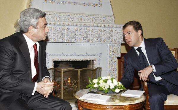 Russian, Armenian presidents discuss bilateral ties in Moscow - Sputnik International