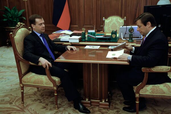 Medvedev names ex-top manager as envoy to volatile Caucasus - Sputnik International