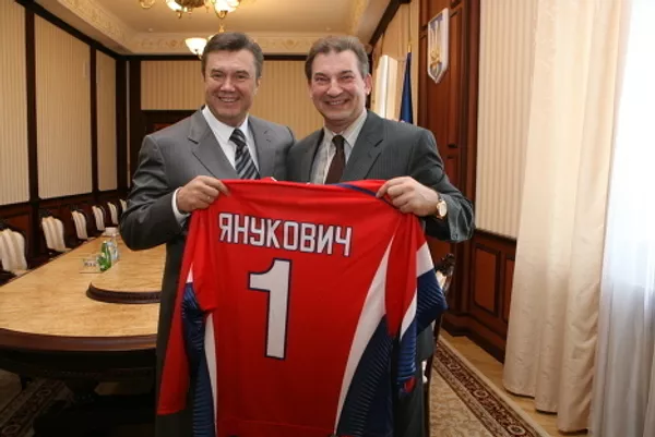 Front-runner in the Ukrainian presidential elections, Viktor Yanukovych - Sputnik International