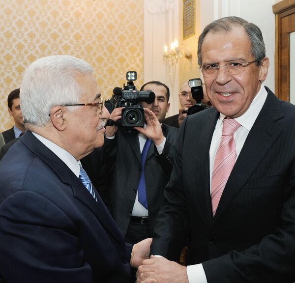 Sergei Lavrov meets with Mahmoud Abbas at the Russian ministry of external affairs - Sputnik International