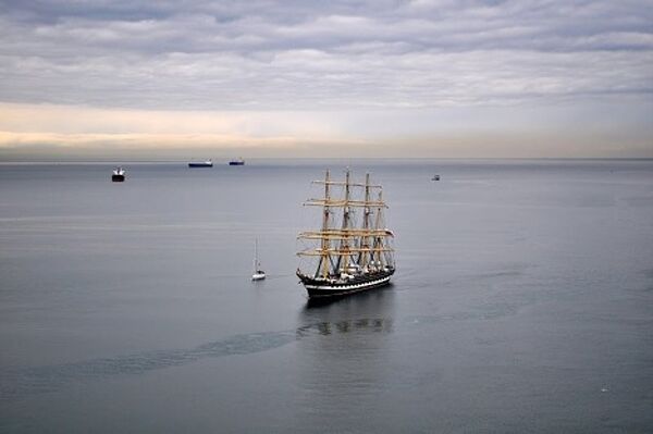 Russia's Kruzenshtern sailing ship arrives in Vancouver Russia's Kruzenshtern sailing ship arrives in Vancouver - Sputnik International