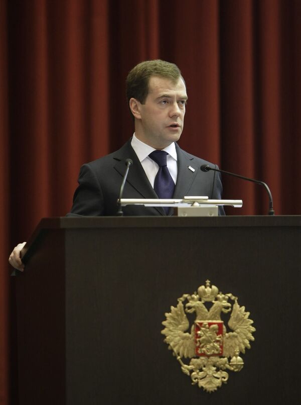 Medvedev discharges 15 top Russian police generals - Kremlin - Sputnik International