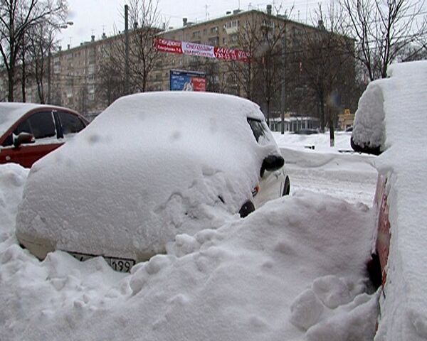 Moscow struggles through its snowiest February for 40 years - Sputnik International