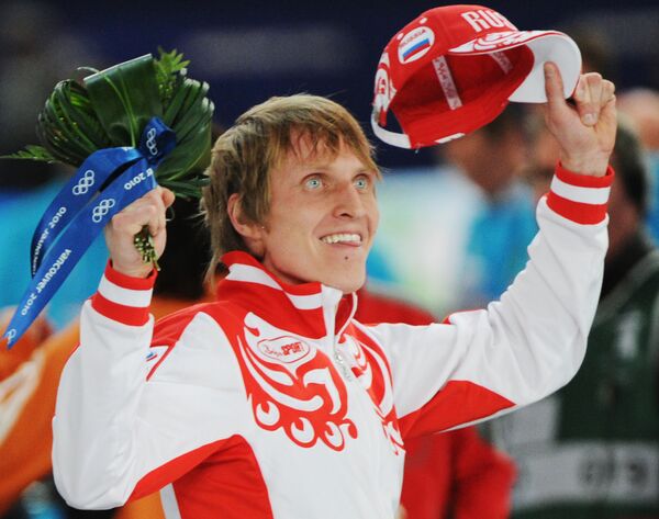 Russia's Ivan Skobrev took the Olympic silver in men's 10,000 meters speed skating event. - Sputnik International