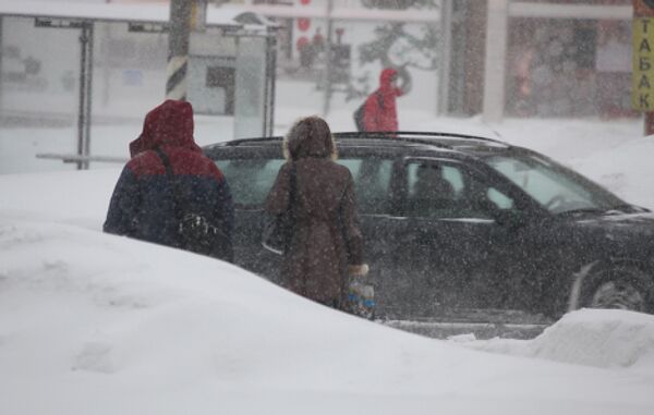 Over the top. Consequences of Moscow’s massive snowfall - Sputnik International