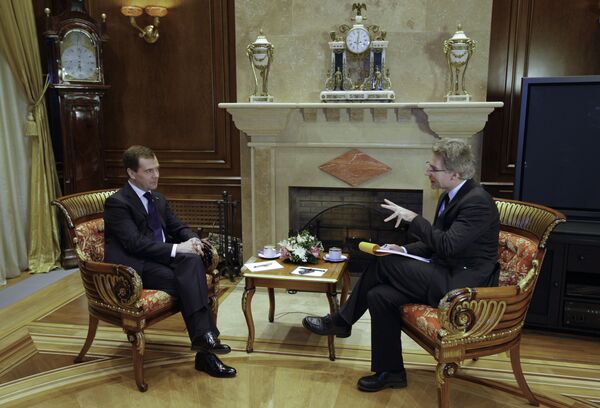 Russian President Dmitry Medvedev gives interview to French magazine Paris Match - Sputnik International