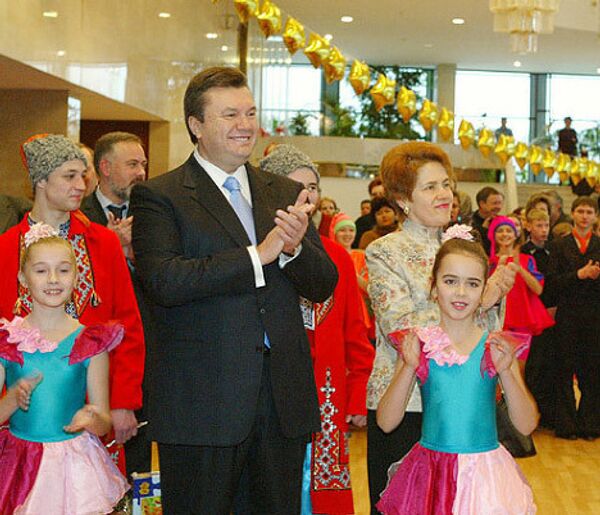 Lyudmila Yanukovych: from housewife to Ukraine’s first lady  - Sputnik International