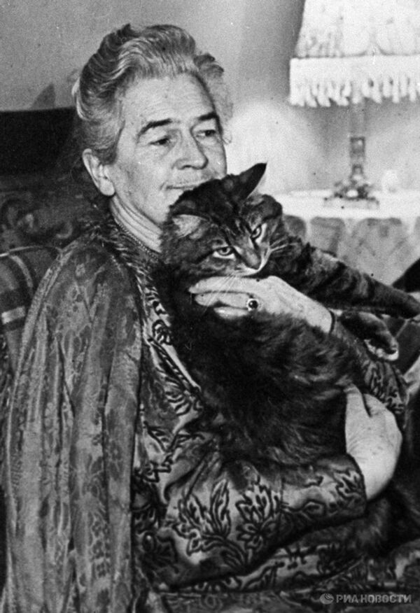 Cats and their famous owners - Sputnik International