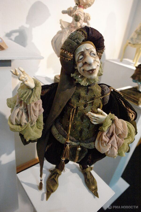 Unique dolls displayed at “Travels through Time” exhibition - Sputnik International