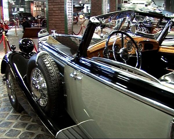 The right shine costs millions: restoring retro-vehicles - Sputnik International