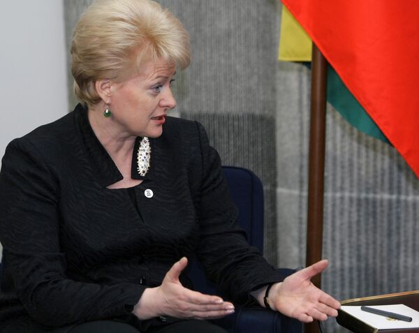 President Turk is expected to discuss with his Lithuanian counterpart Dalia Grybauskaite relations with neighboring states and the Eastern Partnership Program - Sputnik International