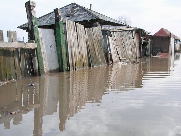 Unusually heavy precipitation and melting snows have caused the floods. - Sputnik International