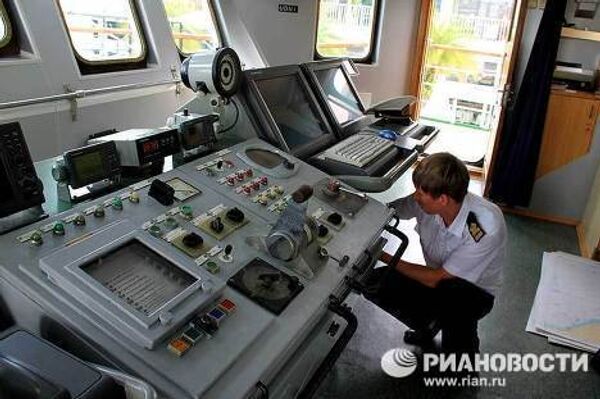 Russia’s Pallada sailing ship drops anchor in Singapore - Sputnik International