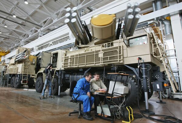 Assembling a Pantsir S-1 mobile air defense system - Sputnik International