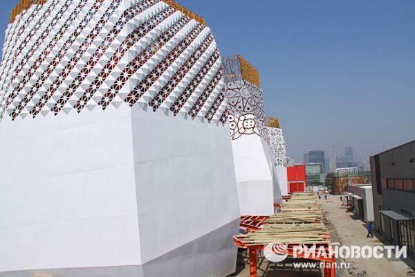 Construction of Russian EXPO 2010 pavilion in Shanghai - Sputnik International