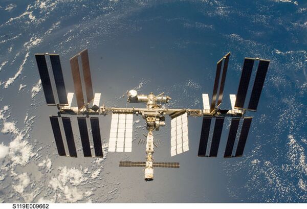 ISS orbit to be raised by 1.7 km - Mission Control - Sputnik International