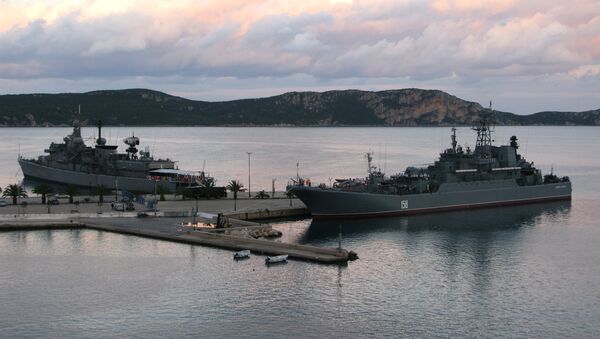 The Caesar Kunikov large amphibious landing ship from Russia's Black Sea Fleet - Sputnik International