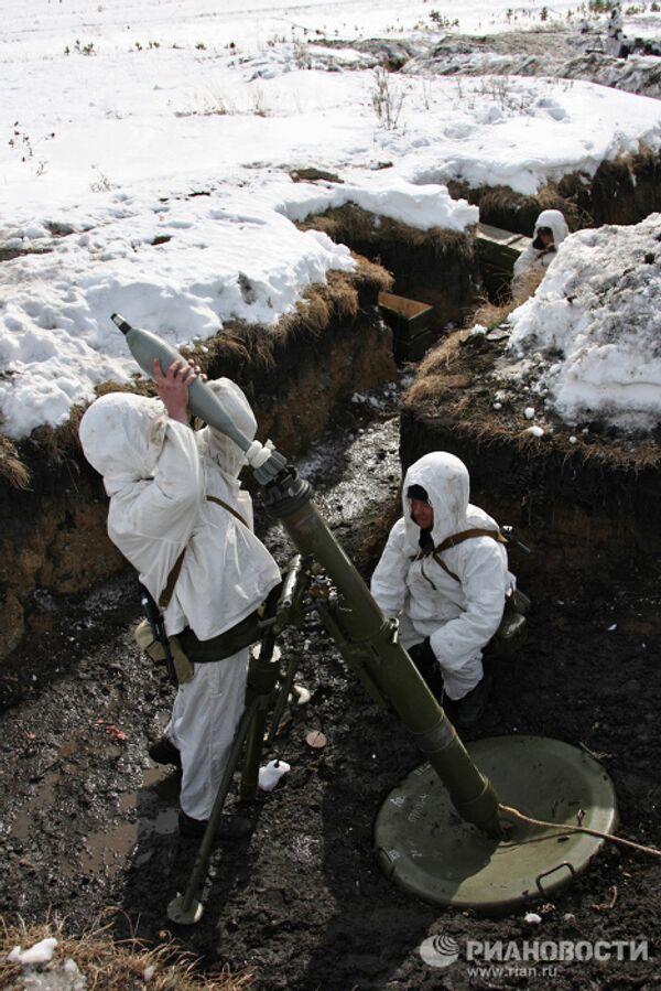 Chebarkul firing range hosts artillery drills - Sputnik International