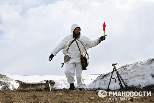 Chebarkul firing range hosts artillery drills - Sputnik International