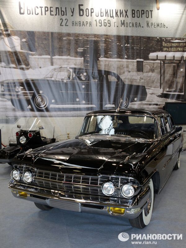 Открытие выставки старинных автомобилей и антиквариата Олдтаймер-галерея в Крокус Экспо - Sputnik International