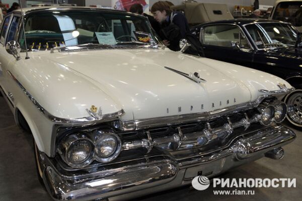 Vintage cars at Oldtimer Gallery exhibition in Moscow  - Sputnik International