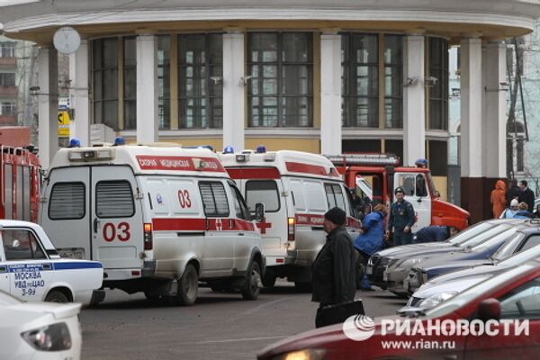 Deadly blast hits Moscow metro - Sputnik International