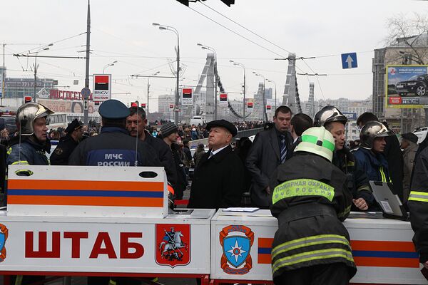 Moscow police on high alert emergency regime, working in subway blasts  - Sputnik International