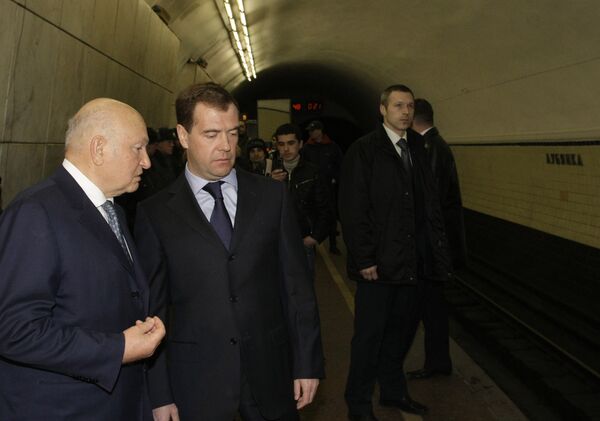 Russian President Dmitry Medvedev visits Lubyanka metro station - Sputnik International