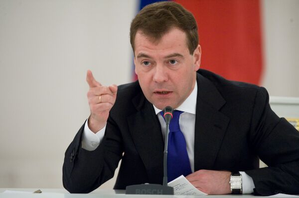 Dmitry Medvedev - Sputnik International